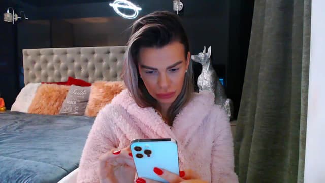 Gallery image thumbnail from D_y_y's myfreecams stream on, 12/01/2023, 06:25 image 20 of 20