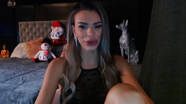 Gallery image thumbnail from D_y_y's myfreecams stream on, 12/03/2023, 06:07 image 14 of 20