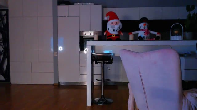Gallery image thumbnail from D_y_y's myfreecams stream on, 12/08/2023, 06:23 image 9 of 20