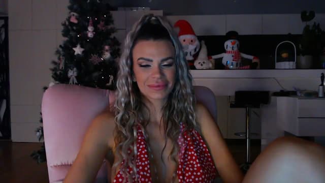 Gallery image thumbnail from D_y_y's myfreecams stream on, 12/16/2023, 05:53 image 11 of 20