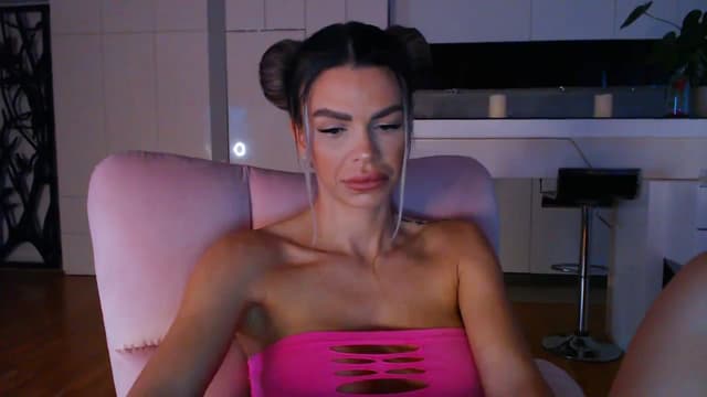 Gallery image thumbnail from D_y_y's myfreecams stream on, 01/29/2024, 06:14 image 20 of 20