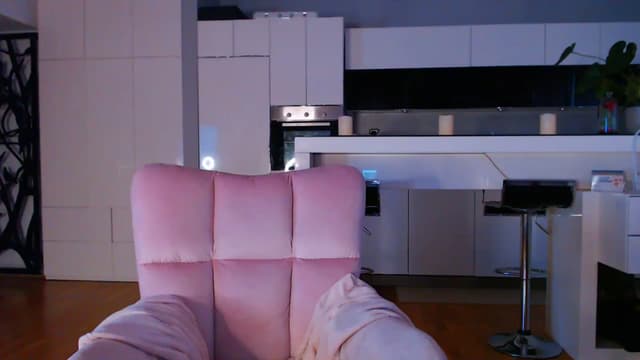 Gallery image thumbnail from D_y_y's myfreecams stream on, 03/06/2024, 05:42 image 14 of 20