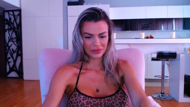 Gallery image thumbnail from D_y_y's myfreecams stream on, 05/07/2024, 05:19 image 18 of 20