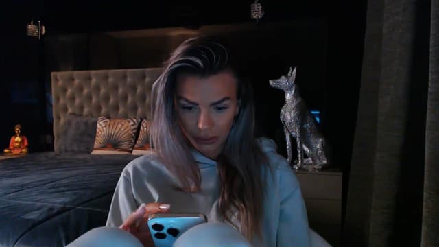Gallery image thumbnail from D_y_y's myfreecams stream on, 09/07/2024, 04:14 image 15 of 20
