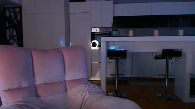 Gallery image thumbnail from D_y_y's myfreecams stream on, 11/19/2024, 05:38 image 19 of 20