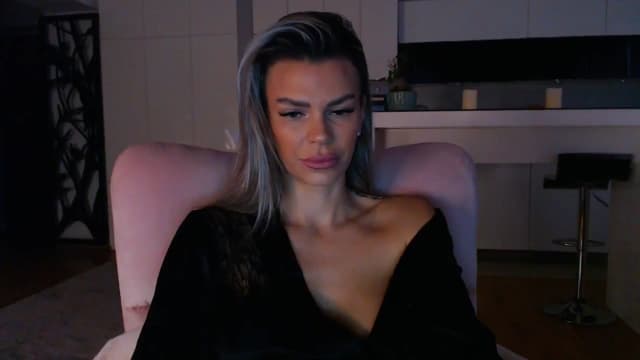 Gallery image thumbnail from D_y_y's myfreecams stream on, 12/01/2024, 06:10 image 19 of 20