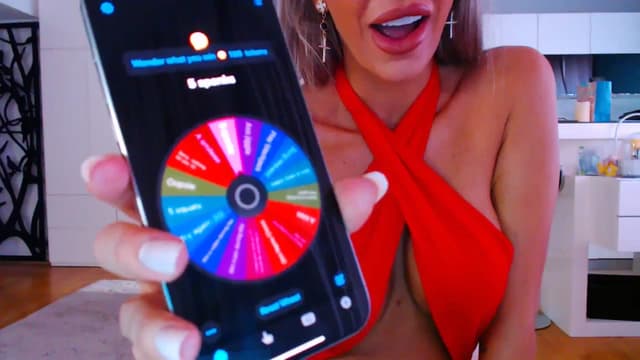 Gallery image thumbnail from D_y_y's myfreecams stream on, 04/20/2025, 05:10 image 14 of 20