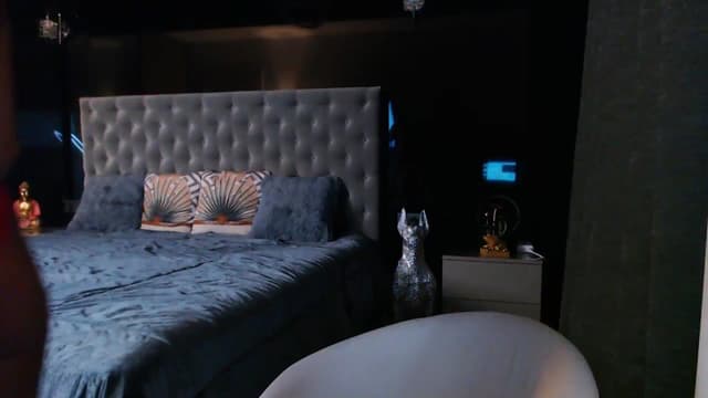Gallery image thumbnail from D_y_y's myfreecams stream on, 08/23/2025, 04:58 image 13 of 20