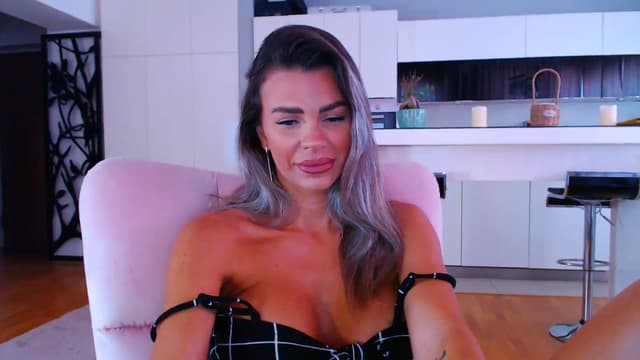 Gallery image thumbnail from D_y_y's myfreecams stream on, 09/15/2025, 05:48 image 17 of 20