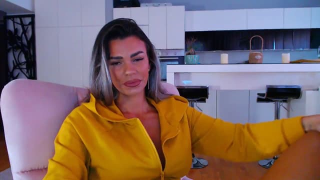 Gallery image thumbnail from D_y_y's myfreecams stream on, 09/16/2025, 05:02 image 17 of 20