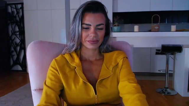 Gallery image thumbnail from D_y_y's myfreecams stream on, 09/16/2025, 05:02 image 10 of 20