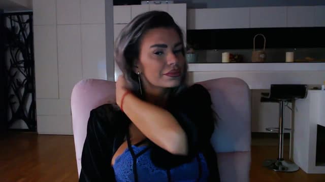 Gallery image thumbnail from D_y_y's myfreecams stream on, 10/02/2025, 03:09 image 12 of 20