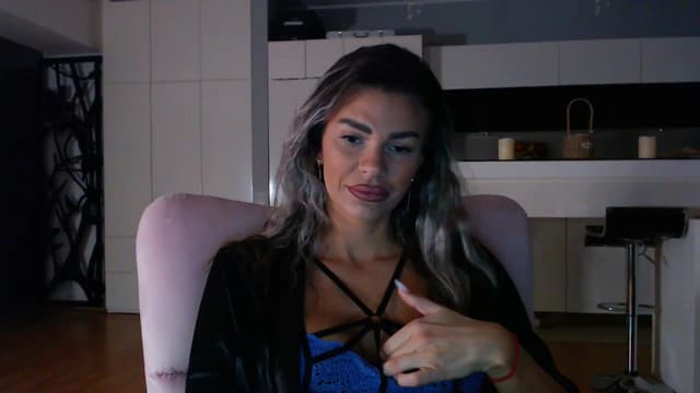 Gallery image thumbnail from D_y_y's myfreecams stream on, 10/02/2025, 04:54 image 9 of 20