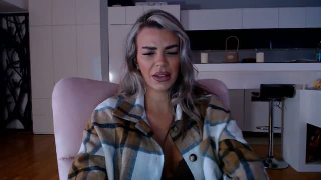 Gallery image thumbnail from D_y_y's myfreecams stream on, 11/04/2025, 05:59 image 13 of 20