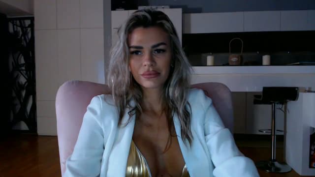 Gallery image thumbnail from D_y_y's myfreecams stream on, 11/10/2025, 05:22 image 1 of 20