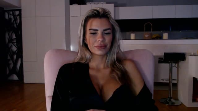 Gallery image thumbnail from D_y_y's myfreecams stream on, 11/13/2025, 05:54 image 15 of 20
