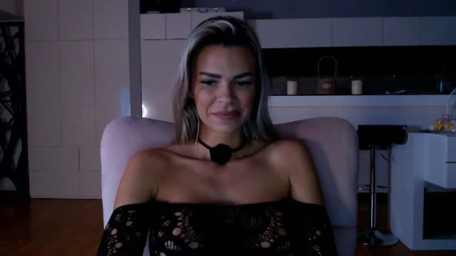 Gallery image thumbnail from D_y_y's myfreecams stream on, 12/01/2025, 05:28 image 14 of 20