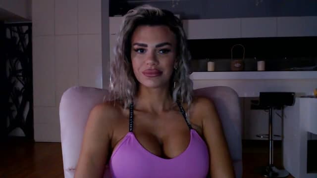 Gallery image thumbnail from D_y_y's myfreecams stream on, 12/06/2025, 05:39 image 5 of 20