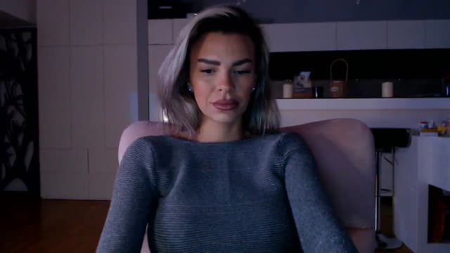 Gallery image thumbnail from D_y_y's myfreecams stream on, 12/17/2025, 06:20 image 7 of 20