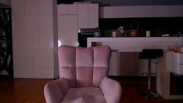 Gallery image thumbnail from D_y_y's myfreecams stream on, 01/07/2026, 05:03 image 17 of 20