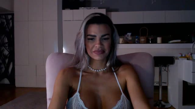 Gallery image thumbnail from D_y_y's myfreecams stream on, 01/23/2026, 05:58 image 14 of 20