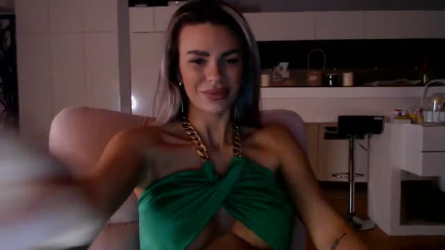 Gallery image thumbnail from D_y_y's myfreecams stream on, 02/06/2026, 05:58 image 10 of 20