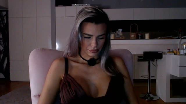 Gallery image thumbnail from D_y_y's myfreecams stream on, 02/07/2026, 05:42 image 1 of 20