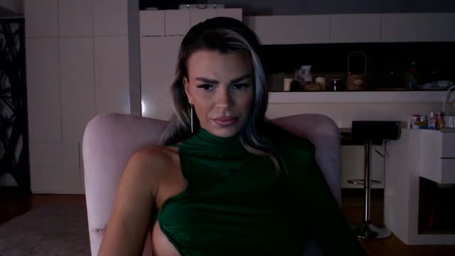 Gallery image thumbnail from D_y_y's myfreecams stream on, 02/17/2026, 05:47 image 7 of 20
