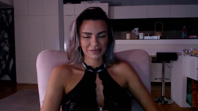 Gallery image thumbnail from D_y_y's myfreecams stream on, 03/29/2026, 05:31 image 9 of 20