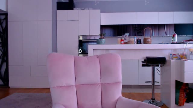 Gallery image thumbnail from D_y_y's myfreecams stream on, 04/27/2026, 05:44 image 11 of 20