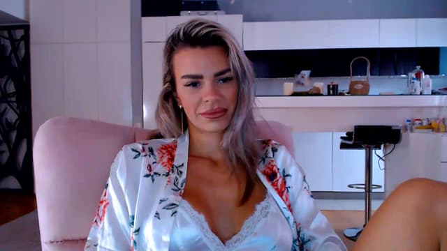 Gallery image thumbnail from D_y_y's myfreecams stream on, 06/02/2026, 04:56 image 15 of 20
