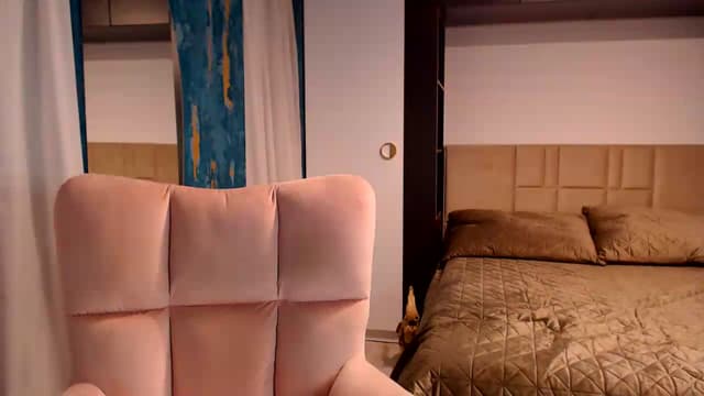 Gallery image thumbnail from D_y_y's myfreecams stream on, 06/15/2026, 05:15 image 10 of 20