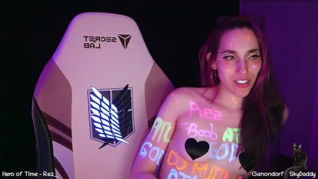 Gallery image thumbnail from Dashy's myfreecams stream on, 11/20/2022, 14:39 image 19 of 20