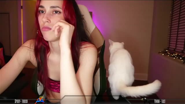 Gallery image thumbnail from Dashy's myfreecams stream on, 07/18/2023, 11:25 image 12 of 20