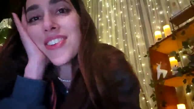 Gallery image thumbnail from Dashy's myfreecams stream on, 12/07/2024, 09:51 image 13 of 20