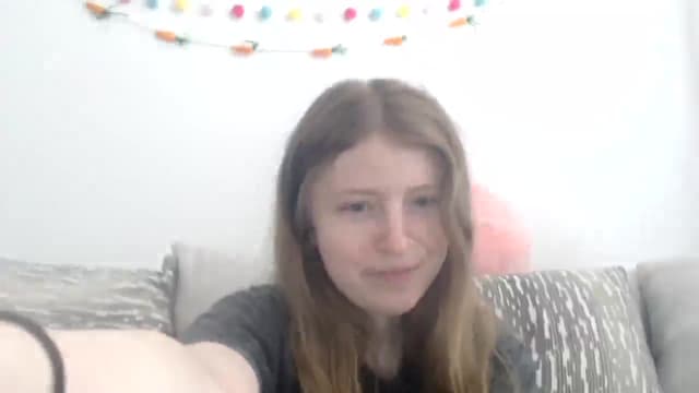 Gallery image thumbnail from Effie's myfreecams stream on, 05/18/2025, 24:06 image 5 of 20