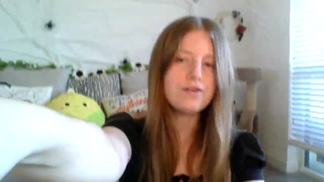 Gallery image thumbnail from Effie's myfreecams stream on, 10/28/2025, 24:01 image 11 of 20
