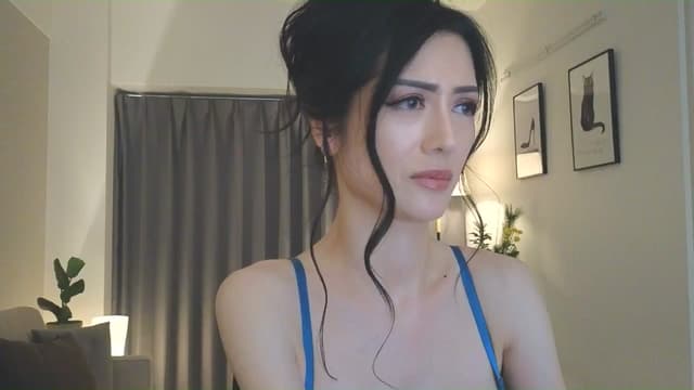 Gallery image thumbnail from Eleah's myfreecams stream on, 01/05/2025, 10:47 image 1 of 20