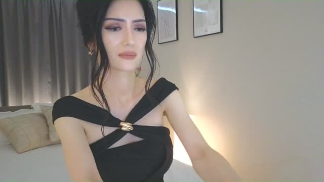 Gallery image thumbnail from Eleah's myfreecams stream on, 06/15/2025, 05:47 image 1 of 20