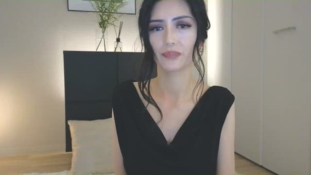 Gallery image thumbnail from Eleah's myfreecams stream on, 07/06/2025, 09:04 image 15 of 20