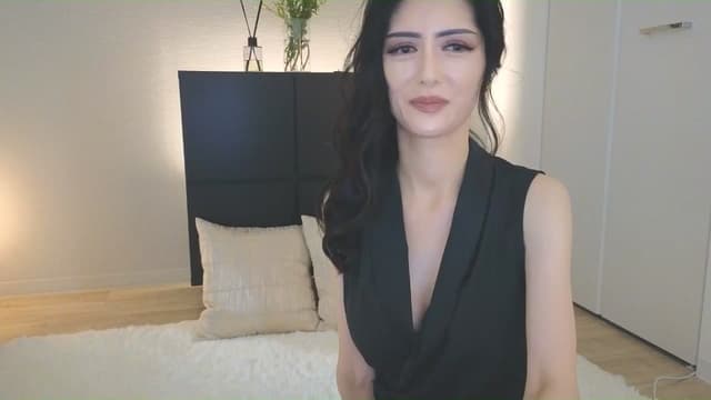 Gallery image thumbnail from Eleah's myfreecams stream on, 07/13/2025, 01:59 image 20 of 20