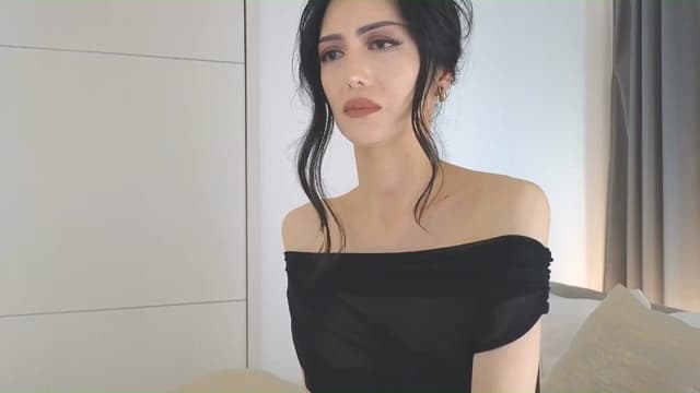 Gallery image thumbnail from Eleah's myfreecams stream on, 08/03/2025, 11:38 image 11 of 20
