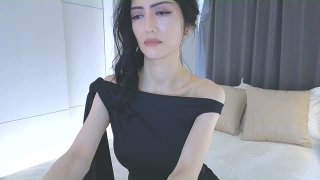 Gallery image thumbnail from Eleah's myfreecams stream on, 12/29/2025, 08:58 image 6 of 20