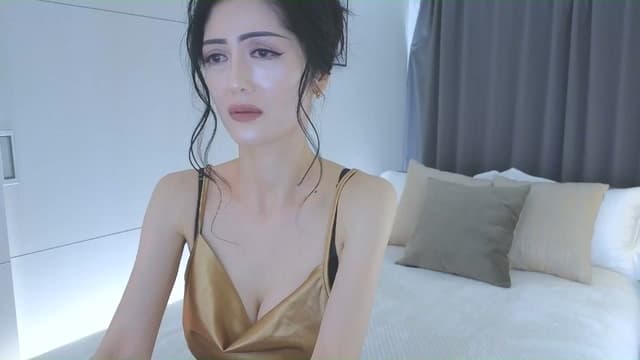 Gallery image thumbnail from Eleah's myfreecams stream on, 02/12/2026, 03:47 image 2 of 20