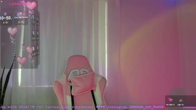 Gallery image thumbnail from Emoon's myfreecams stream on, 08/22/2024, 17:19 image 11 of 20