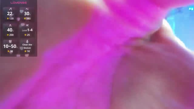 Gallery image thumbnail from Emoon's myfreecams stream on, 12/14/2024, 20:03 image 20 of 20