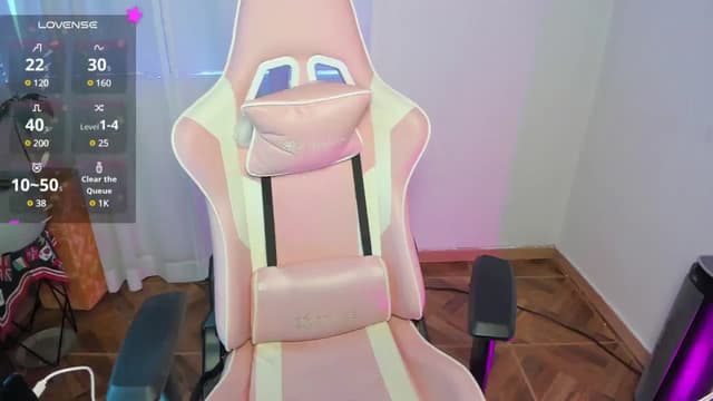 Gallery image thumbnail from Emoon's myfreecams stream on, 05/13/2025, 12:12 image 11 of 20