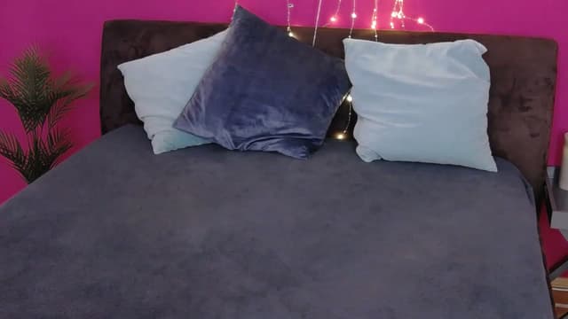 Gallery image thumbnail from Er_in's myfreecams stream on, 11/22/2022, 17:15 image 9 of 20