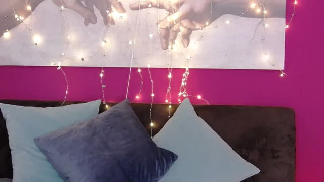 Gallery image thumbnail from Er_in's myfreecams stream on, 11/29/2022, 11:27 image 14 of 20