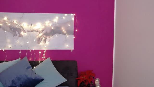 Gallery image thumbnail from Er_in's myfreecams stream on, 12/19/2022, 12:21 image 5 of 20